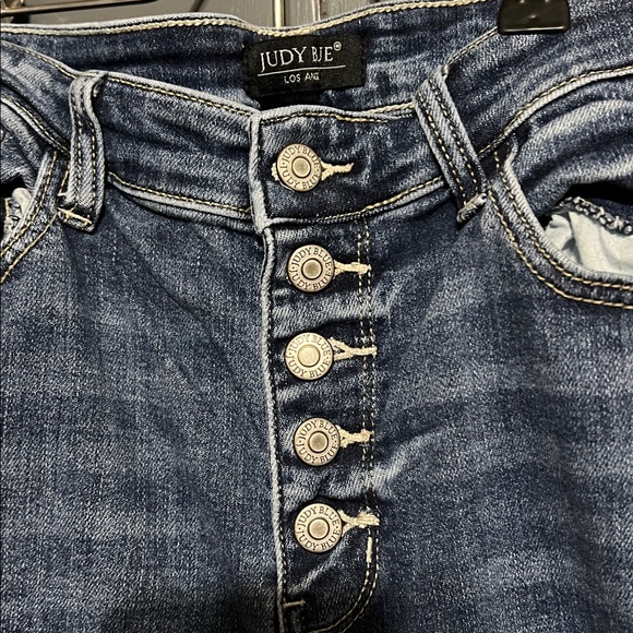 Judy Blue raw hem flare jeans - Picture 3 of 8